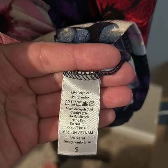 Lularoe hooded sweatshirt Small     A - Picture 4 of 6